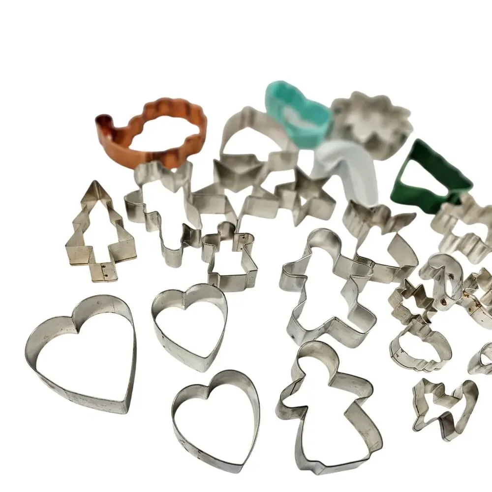 Metal Cookie Cutters Holiday Shapes Christmas Hearts Stars Tree lot of 27